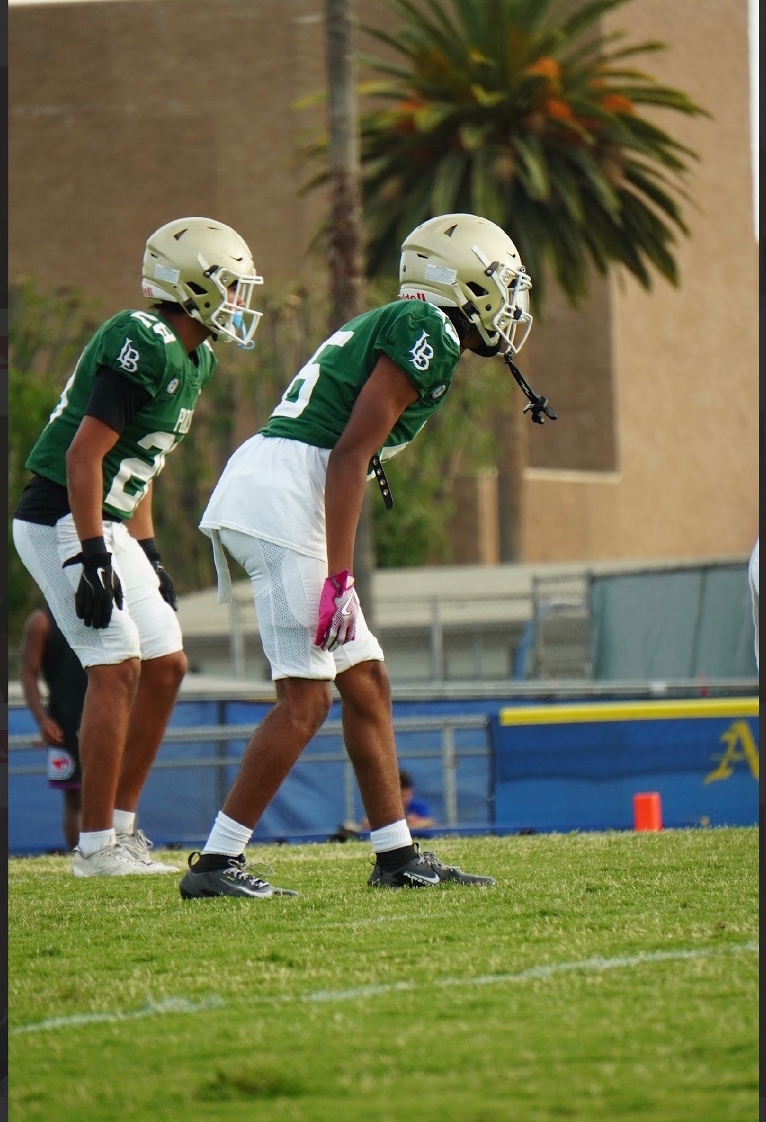 Ezra Rane Woodard aligned in a defensive back stance